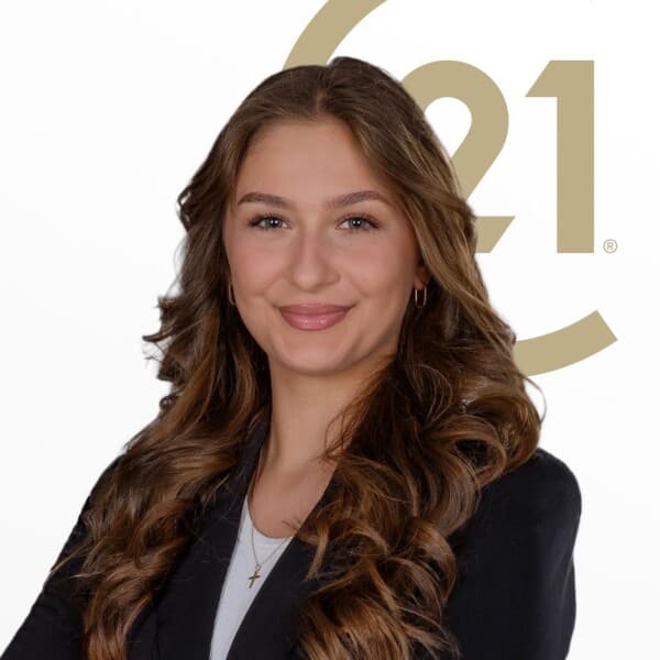 Valentina Klimaschewski - Immobilienmakler bei CENTURY 21 Klimas Immobilien